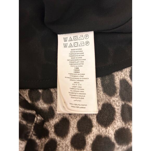 Michael Kors Women’s Black & White Leopard Print Soft Flowy Poncho Top Size 1X - Picture 13 of 13